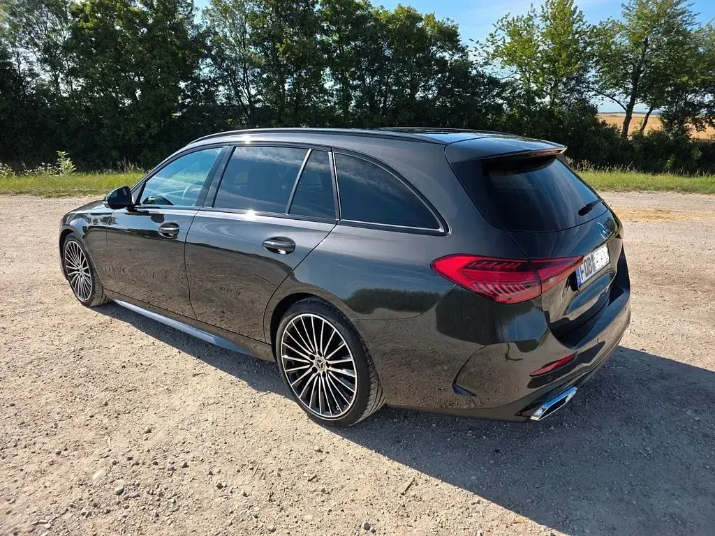 Gebraucht Mercedes C200 AMG 163 PS (119 kW) 2022 Grau Limousine