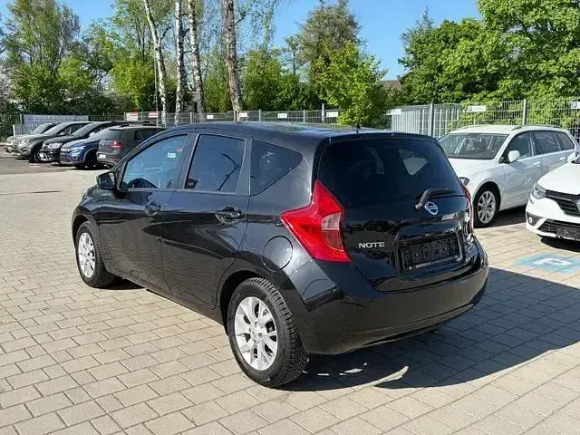 Usata Nissan Note Acenta+ 80 CV (58 kW) 2017 Andere Utilitaria