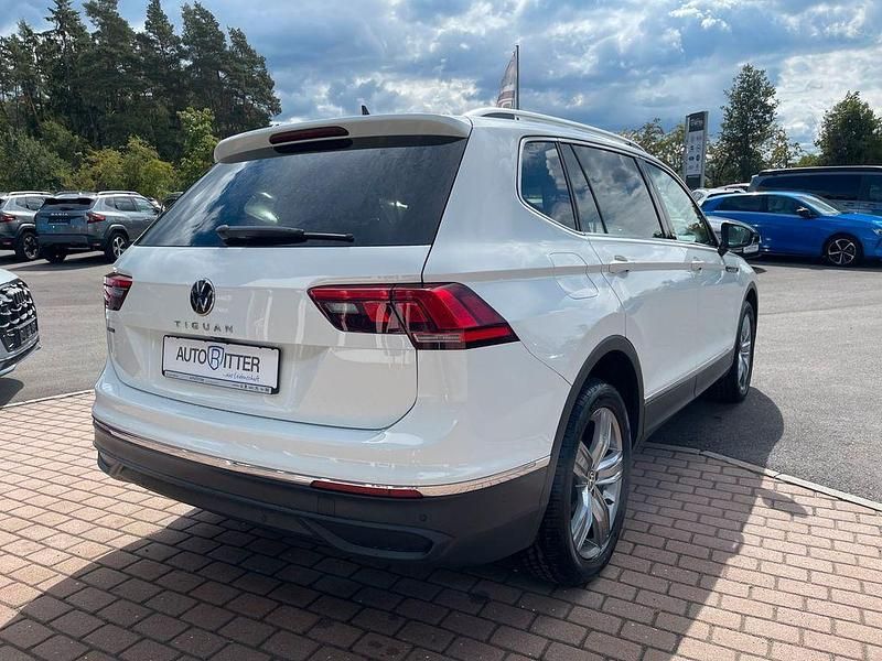 Gebraucht VW Tiguan Allspace Move 150 PS (110 kW) 2023 Pure white SUV