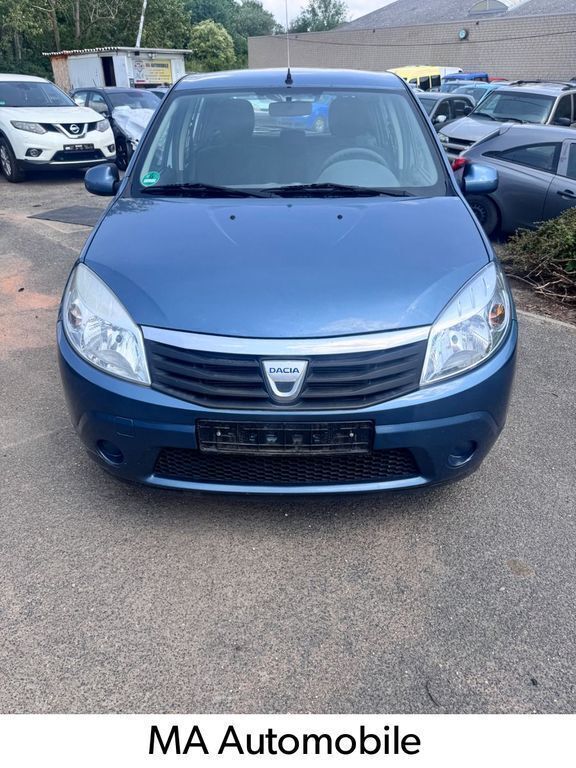 Blau Gebraucht 2009 Dacia Sandero Lauréate Kleinwagen | 1.200 € (Guter Preis) - Bild 1/4