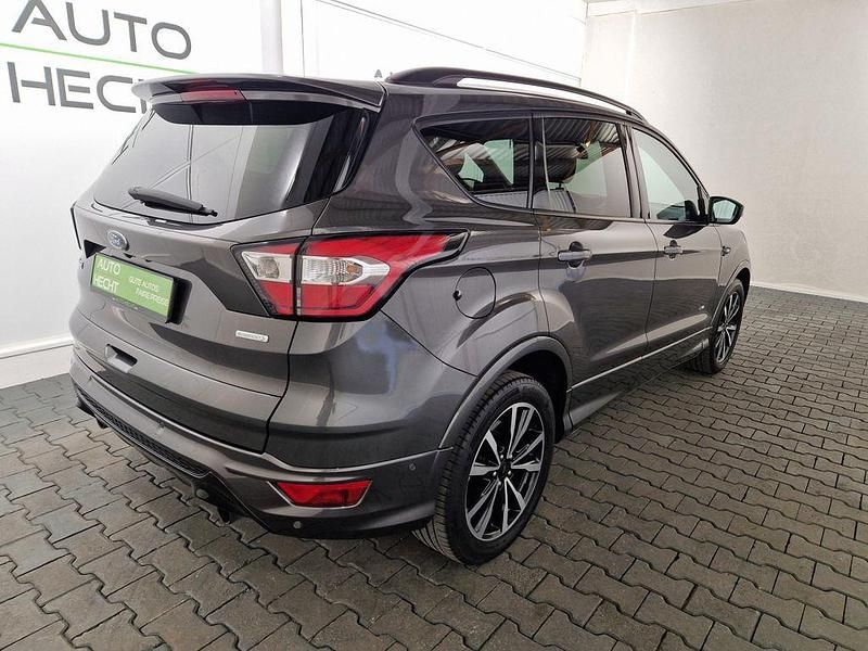 Gebraucht Ford Kuga ST-Line 182 PS (133 kW) 2018 Grau SUV
