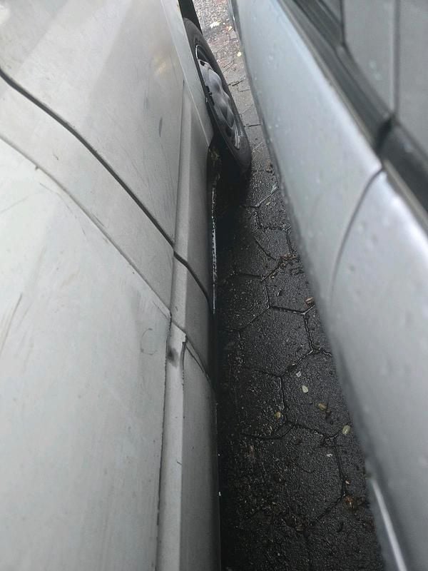 Weiß Gebraucht 2003 Ford Transit | 2.300 € - Bild 1/4