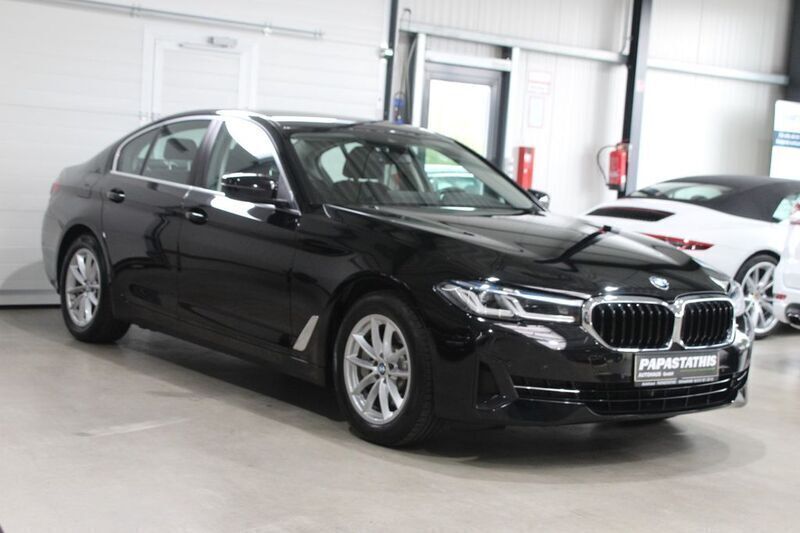 Schwarz Gebraucht 2021 BMW 530e Limousine | 27.900 € (Guter Preis) - Bild 1/4
