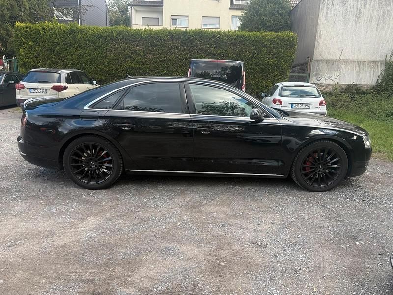 Schwarz Gebraucht 2012 Audi A8 Limousine | 15.500 € (Superpreis) - Bild 1/4