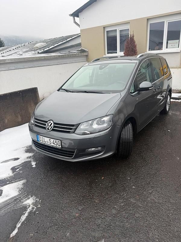 Gebraucht VW Sharan 140 PS (102 kW) 2014 Silber Van / Kleinbus
