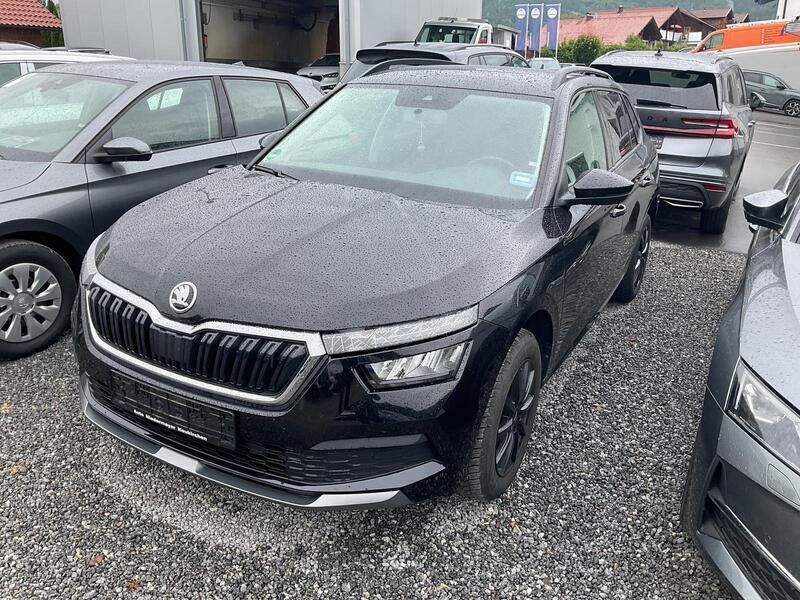 Black magic perleffekt Gebraucht 2021 Skoda Kamiq Ambition SUV | 18.495 € (Fairer Preis) - Bild 1/3