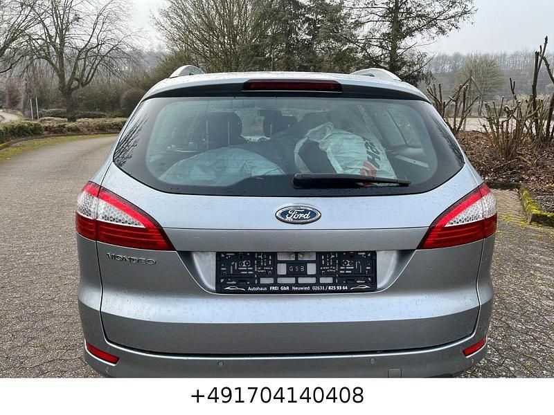 Gebraucht Ford Mondeo 125 PS (91 kW) 2008 Silber Kombi