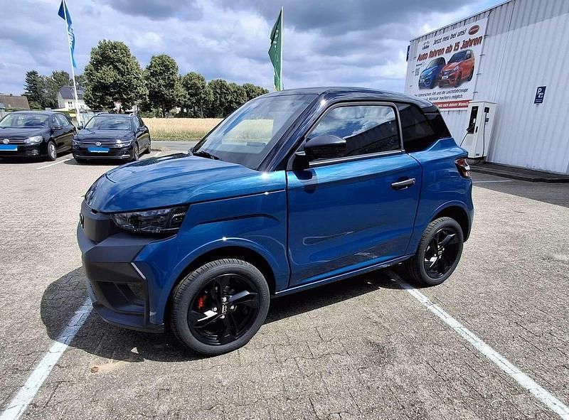 Odyssey blau Neu 2025 Ligier JS50 Kleinwagen | 18.050 € - Bild 1/4