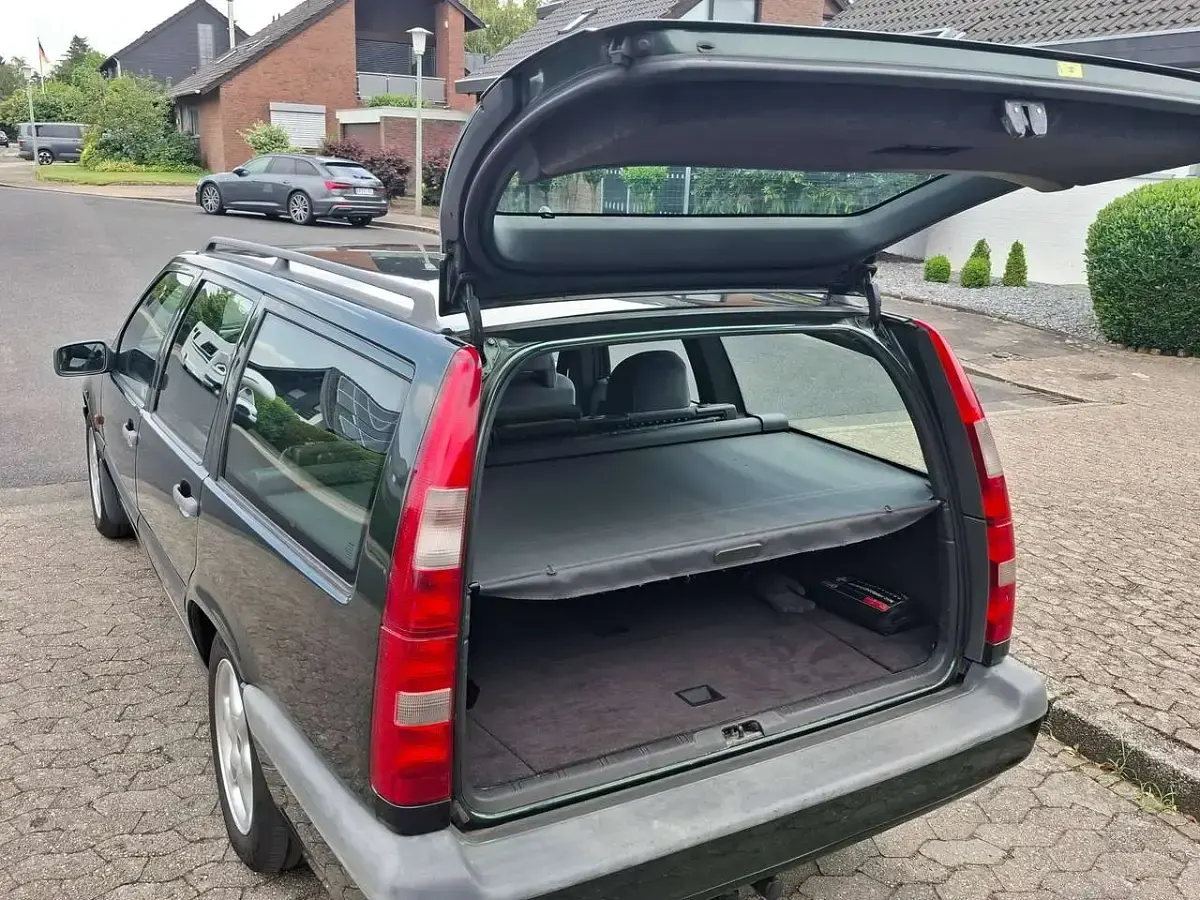 Gebraucht Volvo 850 144 PS (105 kW) 1996 Grün Kombi