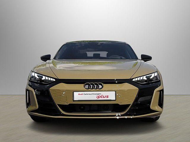 Gebraucht Audi e-tron GT quattro Ambiente 350 kW (476 PS) 2024 Taktikgrün metallic Limousine