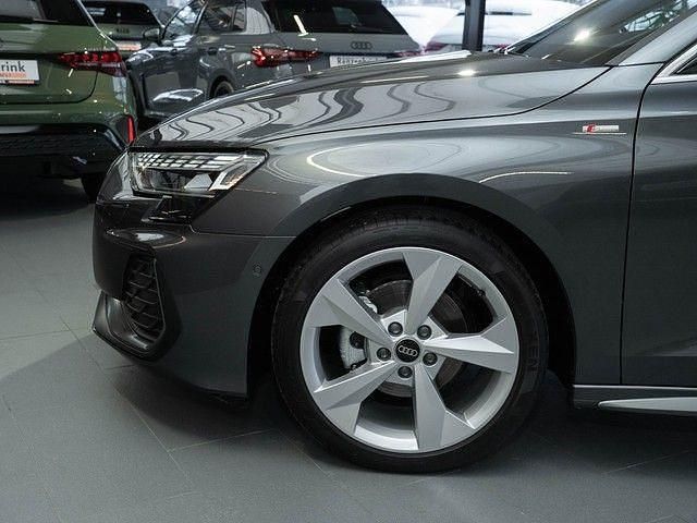 Neu Audi A3 S-Line 150 PS (110 kW) 2025 Grau Limousine