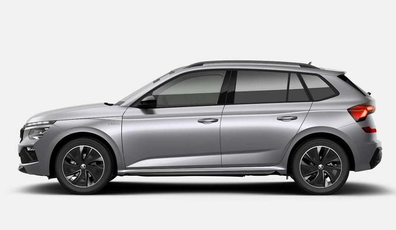 Brillant silver metallic Neu 2025 Skoda Kamiq Monte Carlo SUV | 29.916 € (Fairer Preis) - Bild 1/4