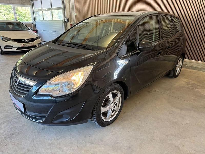 Schwarz Gebraucht 2012 Opel Meriva Edition Van / Kleinbus | 4.599 € (Fairer Preis) - Bild 1/4
