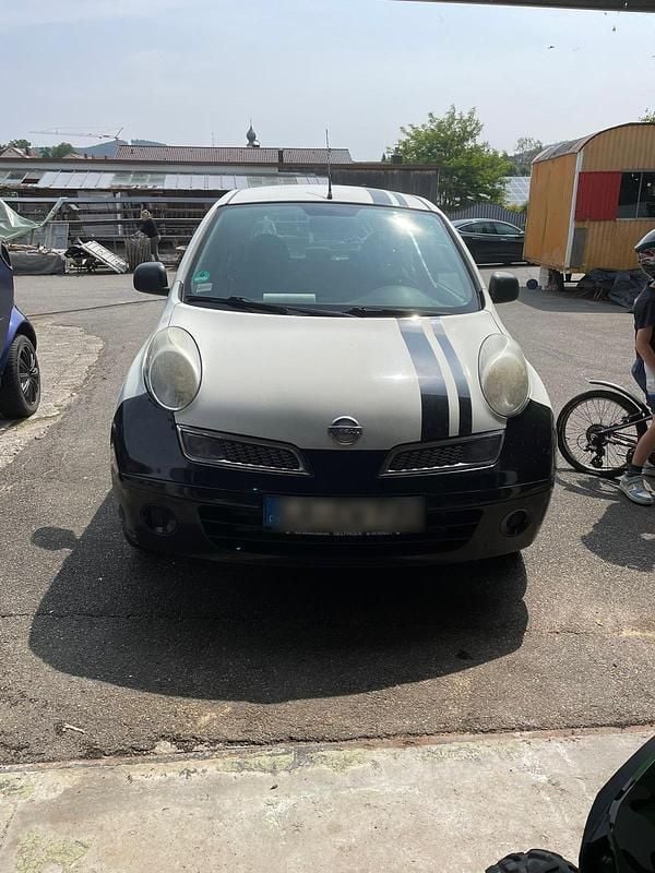 Gebraucht Nissan Micra 65 PS (47 kW) 2009 Weiß Kleinwagen