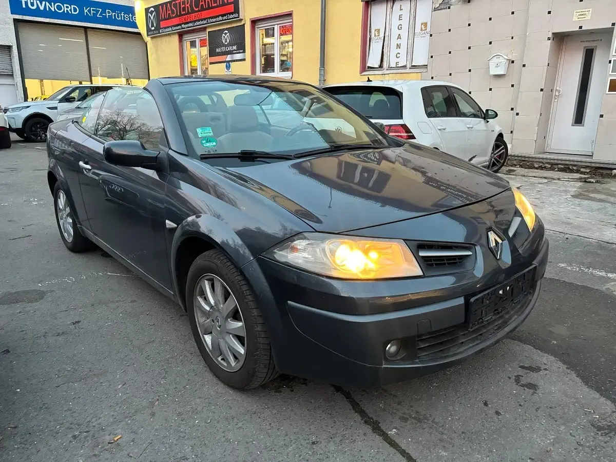 Gebraucht Renault Mégane Cabriolet 135 PS (99 kW) 2009 Grau Cabrio