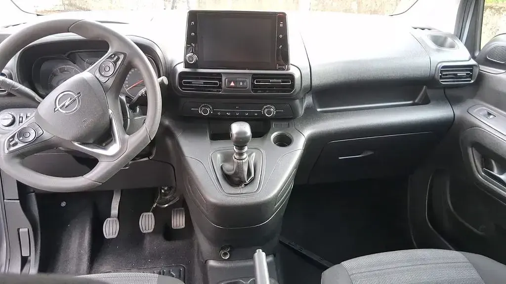 Usata Opel Combo 102 CV (75 kW) 2022 Grigio Monovolume