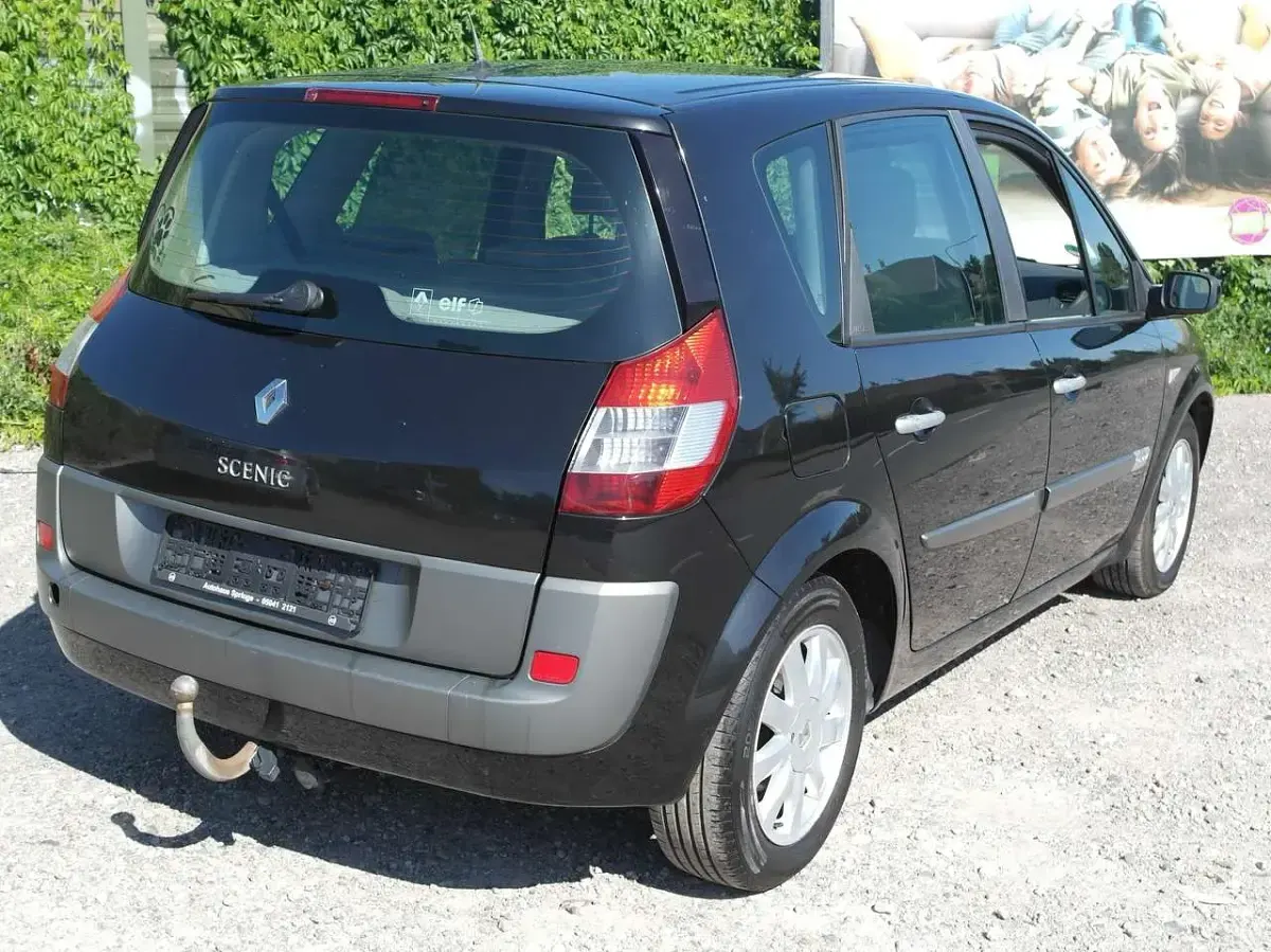 Gebraucht Renault Grand Scénic II 111 PS (81 kW) 2005 Schwarz Van / Kleinbus