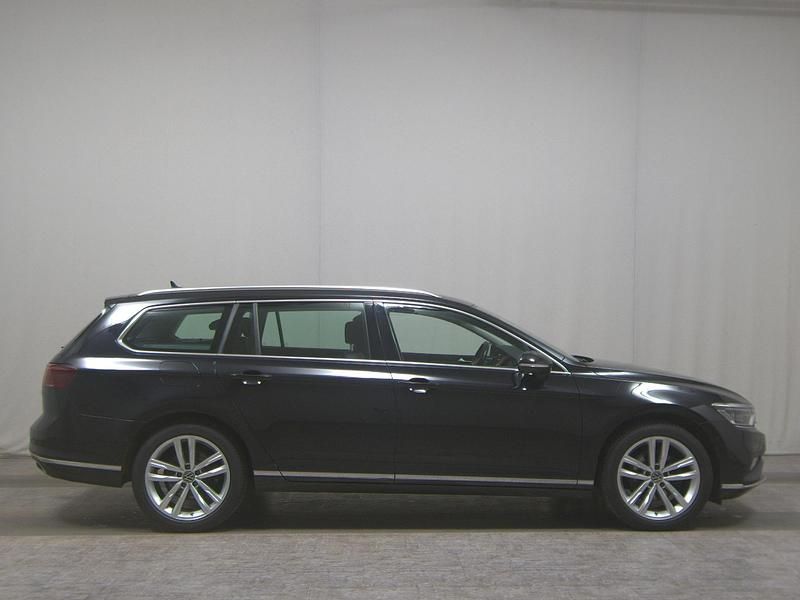 Gebraucht VW Passat Elegance 190 PS (139 kW) 2020 Schwarz Kombi