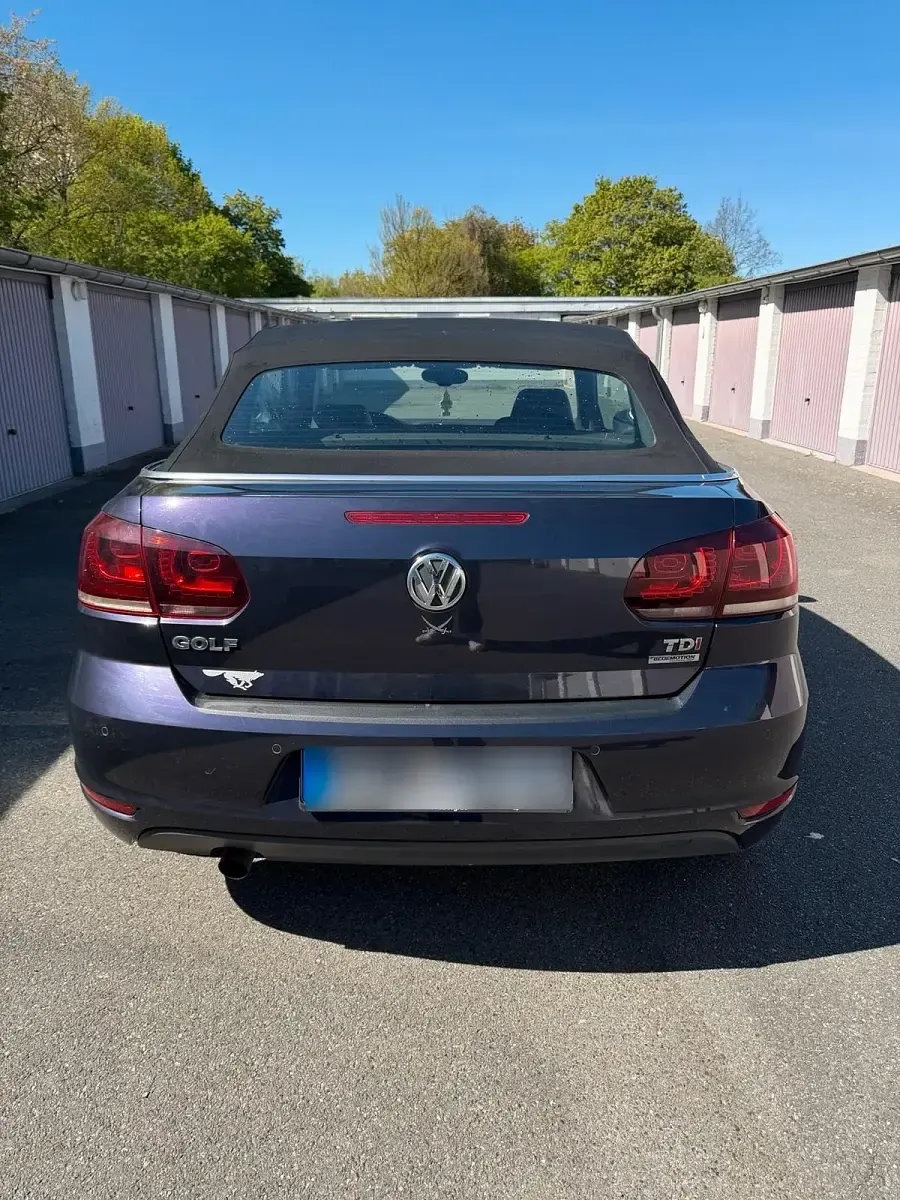 Używany VW Golf 105 KM (77 kW) 2011 Andere farben Kabriolet