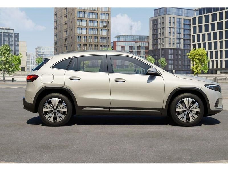 Gebraucht Mercedes EQA300 167 kW (228 PS) 2023 Iridiumsilber (metallic) SUV