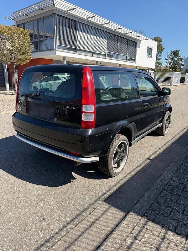 Gebraucht Honda HR-V 105 PS (77 kW) 1999 Schwarz SUV
