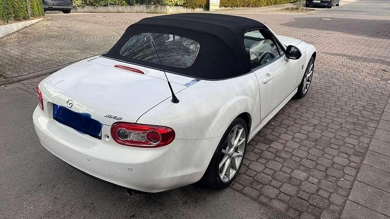 Gebraucht Mazda MX5 Sports-Line 160 PS (117 kW) 2011 Weiß Cabrio