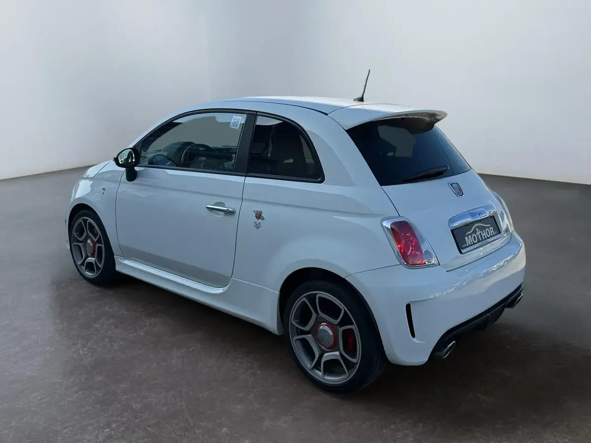 Gebraucht Abarth 595 Custom 140 PS (102 kW) 2016 Colore esterno (gara weiß) Kleinwagen
