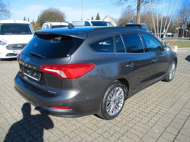 Gebraucht Ford Focus Titanium X 125 PS (91 kW) 2021 Grau Limousine