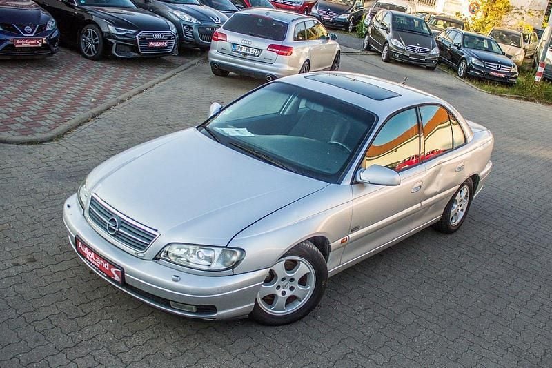 Silber Gebraucht 2001 Opel Omega Limousine | 1.499 € (Guter Preis) - Bild 1/4