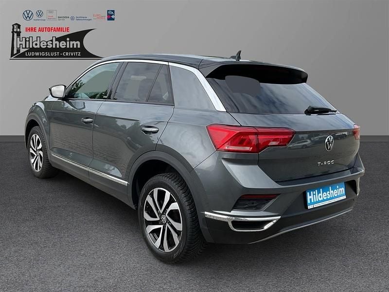Grau Gebraucht 2021 VW T-Roc Active SUV | 22.930 € (Fairer Preis) - Bild 1/1