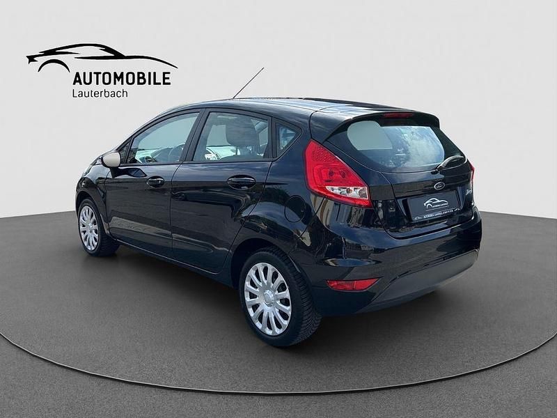 Gebraucht Ford Fiesta Trend 82 PS (60 kW) 2010 Schwarz Kleinwagen
