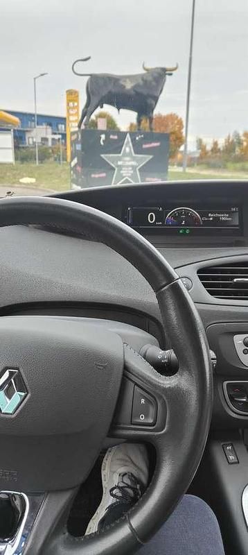 Gebraucht 2015 Renault Grand Scénic III Bose Edition Van / Kleinbus | 4.999 € (Fairer Preis) - Bild 1/4