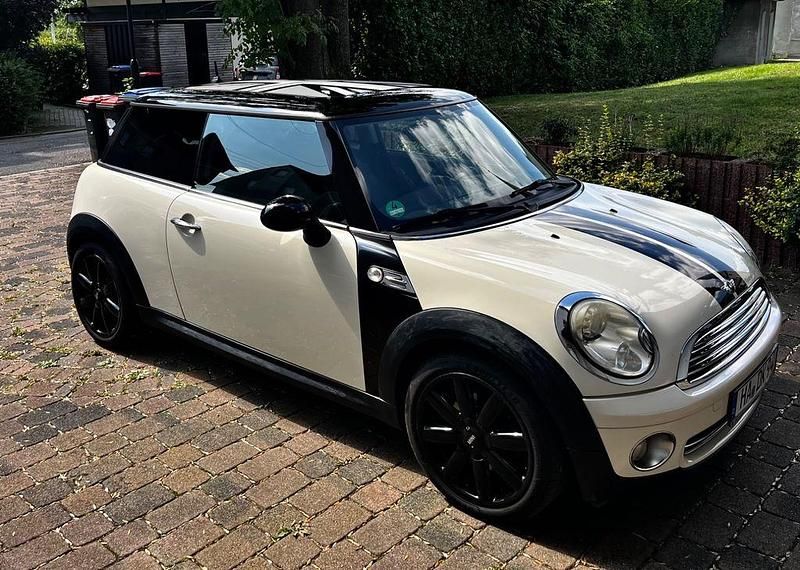 Beige Gebraucht 2010 Mini Cooper Kleinwagen | 5.500 € (Guter Preis) - Bild 1/4