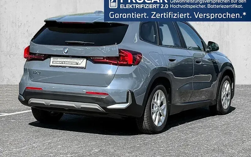 Gebraucht BMW iX1 Performance 230 kW (313 PS) 2023 Bmw individual storm SUV