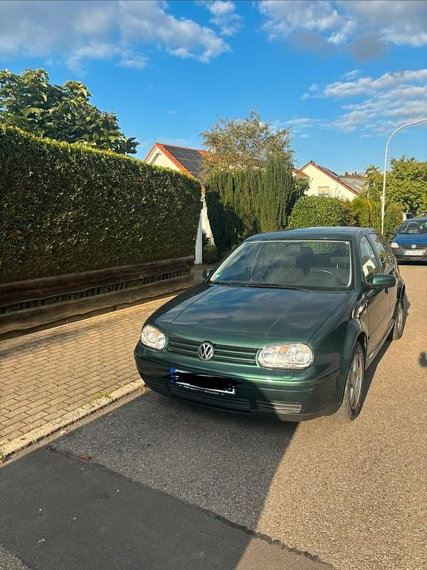 Grün Gebraucht 1999 VW Golf IV Limousine | 1.550 € (Guter Preis) - Bild 1/4