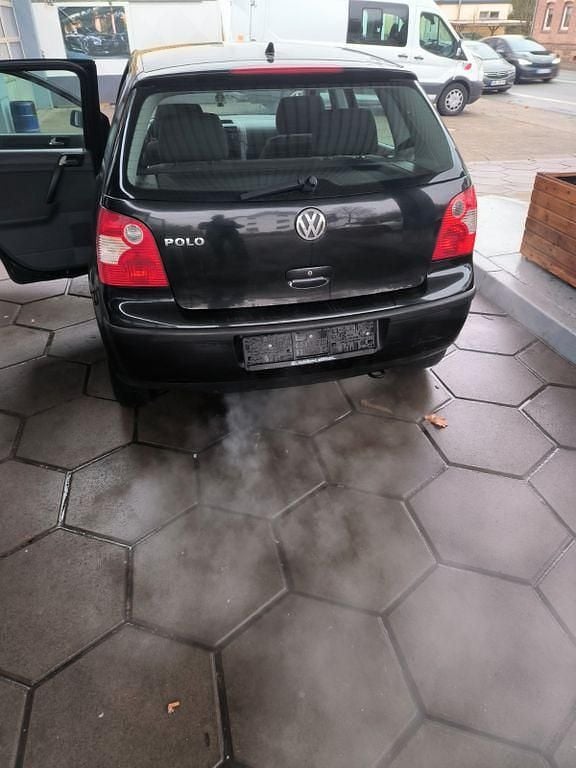 Schwarz Gebraucht 2004 VW Polo Basis Limousine | 1.100 € (Superpreis) - Bild 1/4