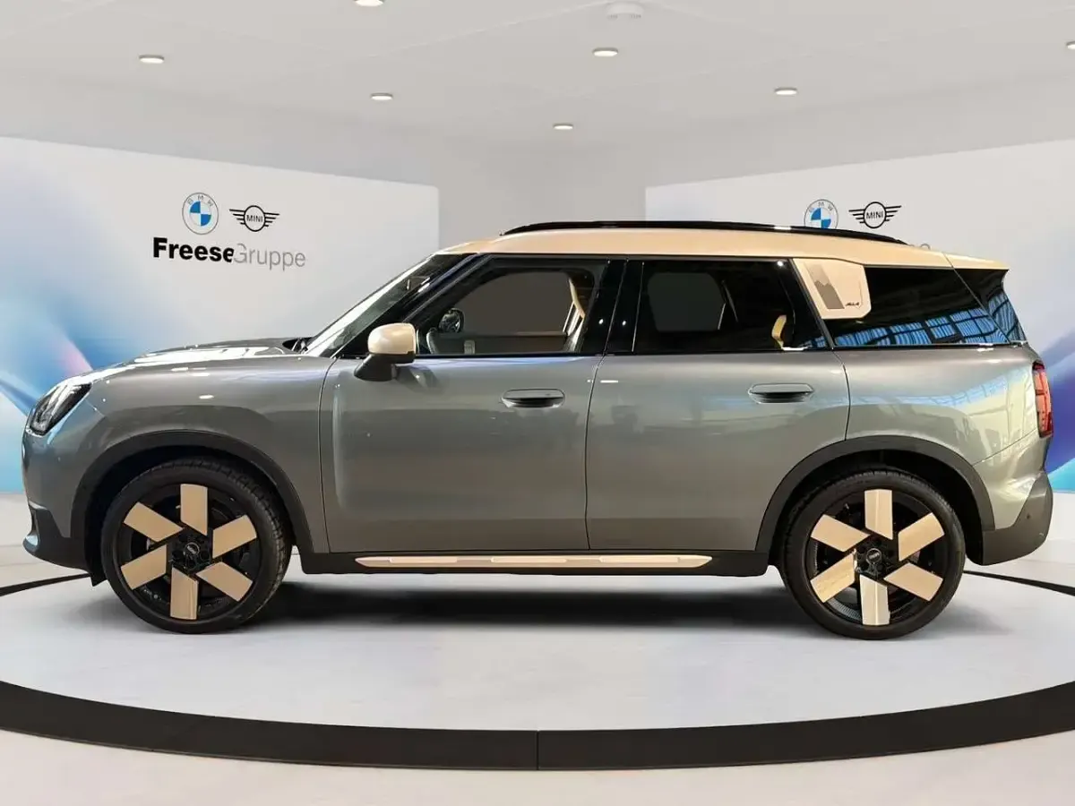 Gebraucht Mini Cooper S Countryman 218 PS (160 kW) 2025 Smokey green SUV