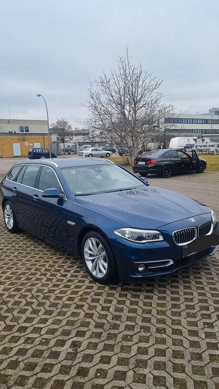 Gebraucht BMW 530 Luxury Line 258 PS (189 kW) 2016 Blau Kombi