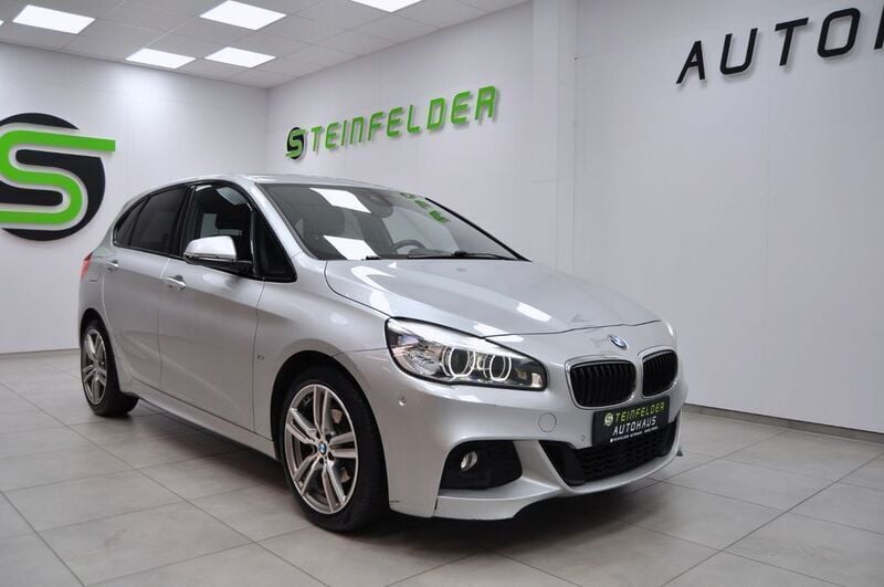 Glaciersilber metallic Gebraucht 2017 BMW 218 M Sport Van / Kleinbus | 13.990 € (Guter Preis) - Bild 1/4