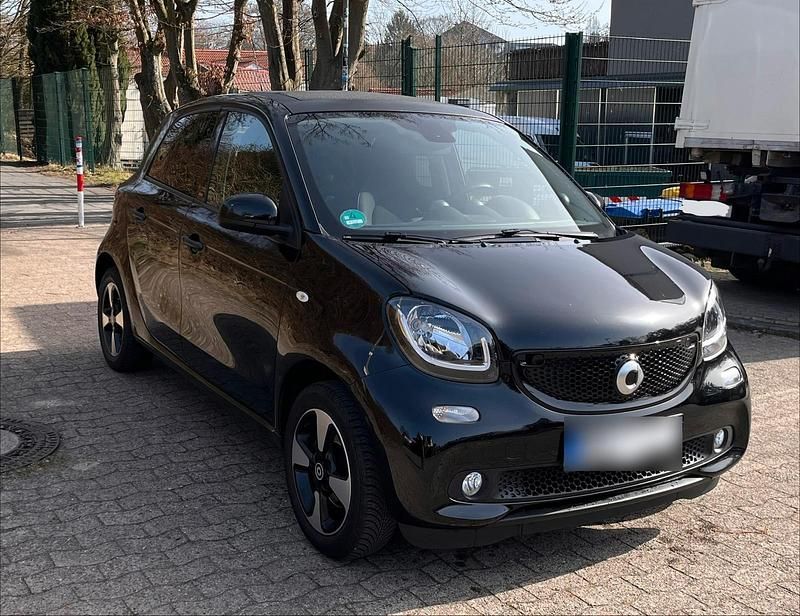 Gebraucht Smart ForFour Passion 71 PS (52 kW) 2019 Schwarz Kleinwagen