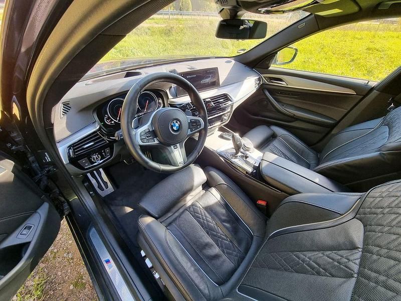Gebraucht BMW 540 Performance 320 PS (235 kW) 2017 Schwarz Limousine