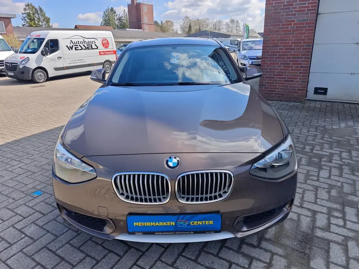 Gebraucht BMW 118 Sport Line 170 PS (125 kW) 2013 Braun Kleinwagen