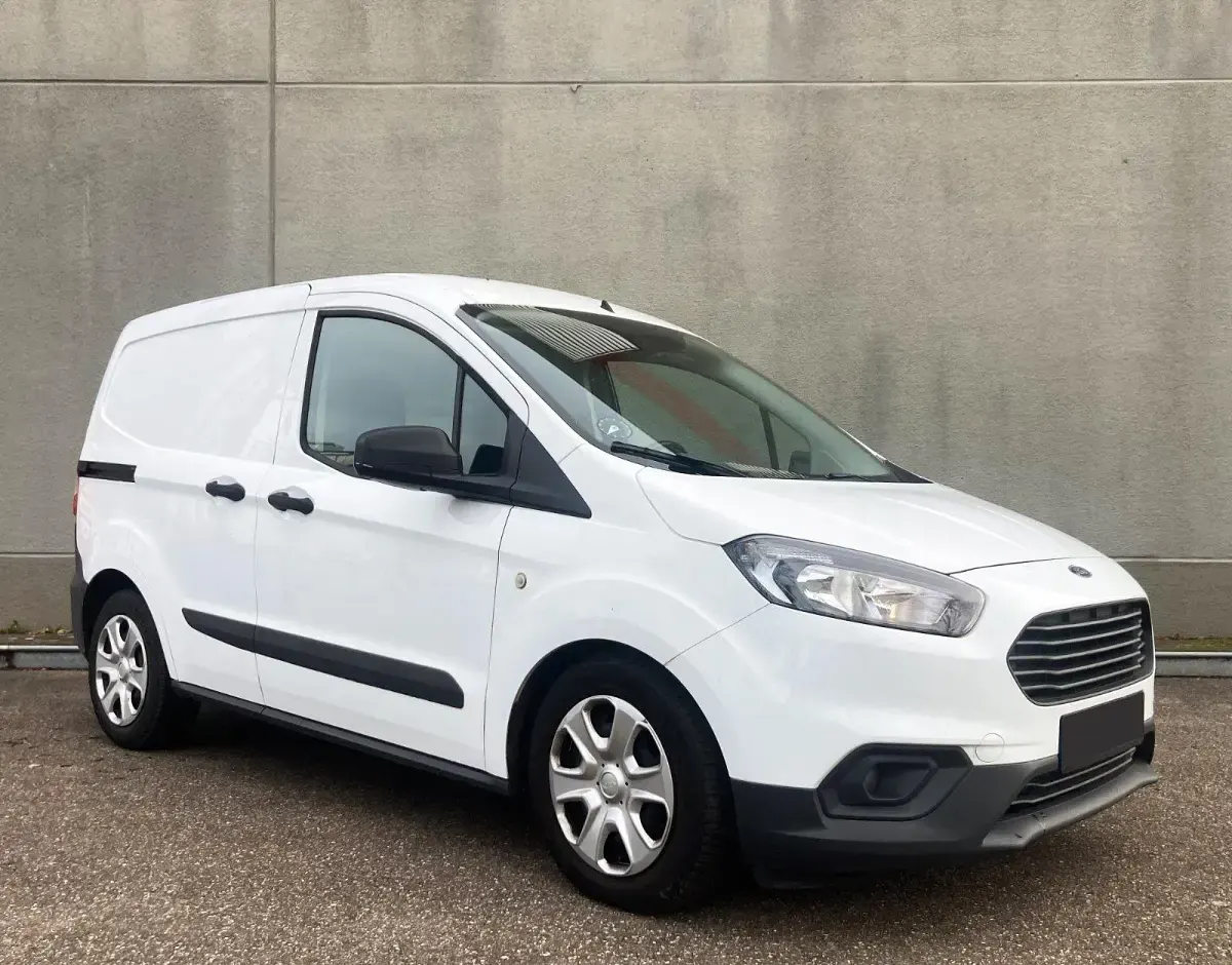 Używany Ford Transit 101 KM (74 kW) 2020 Biały Kombi