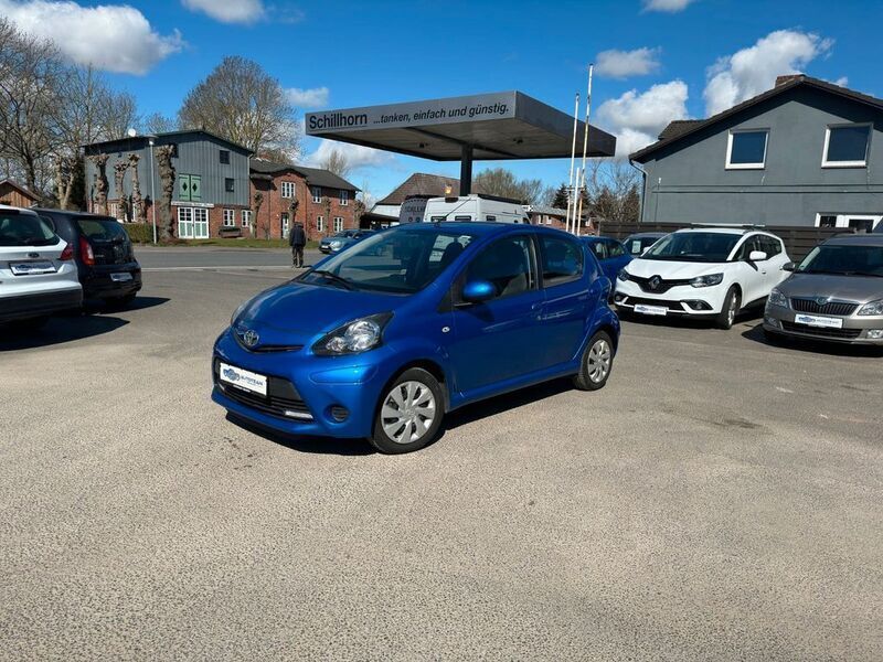 Blau Gebraucht 2014 Toyota Aygo Cool Kleinwagen | 4.999 € (Fairer Preis) - Bild 1/4