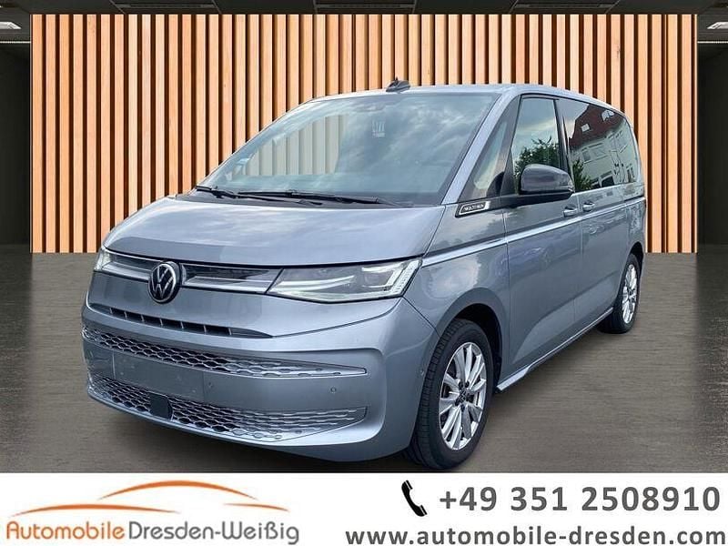 Monosilber metallic Gebraucht 2024 VW T7 Style Van | 53.880 € (Guter Preis) - Bild 1/3