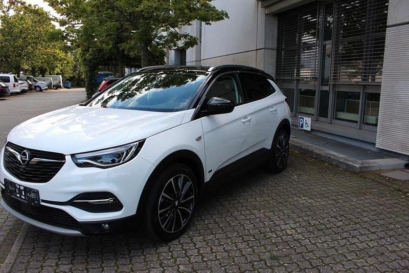 Weiß Gebraucht 2021 Opel Grandland X SUV | 19.200 € (Fairer Preis) - Bild 1/4