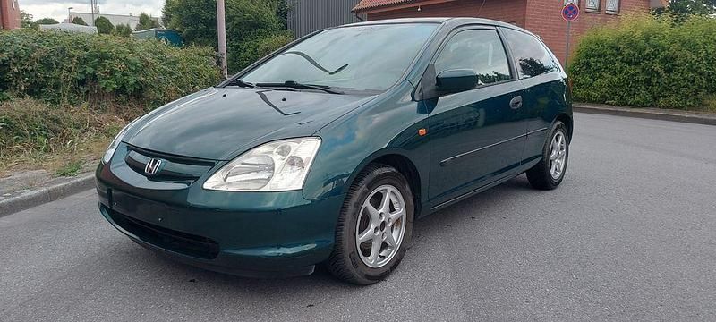 Grün Gebraucht 2003 Honda Civic LS Limousine | 990 € (Superpreis) - Bild 1/4