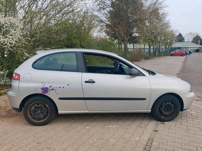 Gebraucht Seat Ibiza 64 PS (47 kW) 2003 Silber Kleinwagen