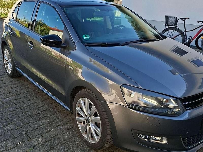 Usado VW Polo Match 90 HP (66 kW) 2012 Cinzento Citadino