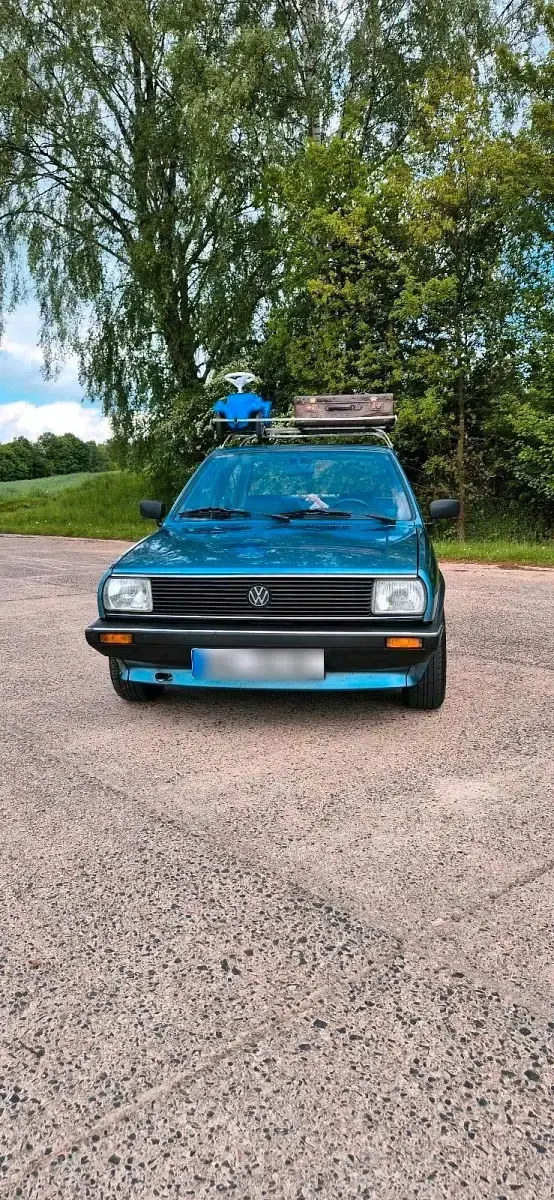 Używany VW Derby 40 KM (29 kW) 1982 Niebieski Sedan/Limuzyna
